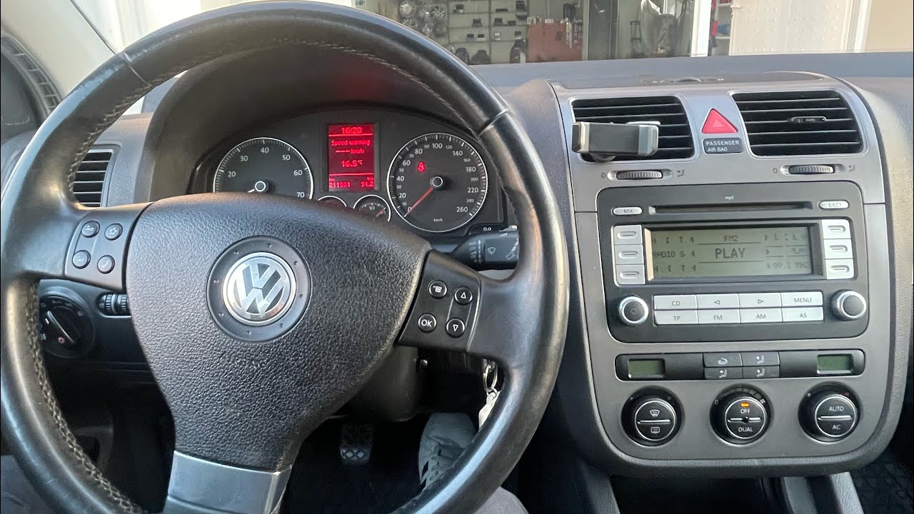Come smontare autoradio della golf v goal? - The VW Golf Community