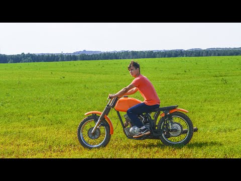 Видео: The spirit of the Soviet motorcycle