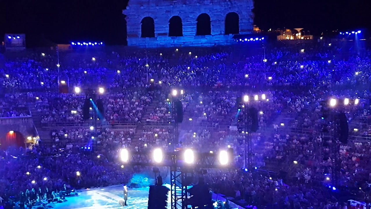 Apertura concerto Claudio Baglioni Arena di Verona 2018 YouTube Apertura concerto Claudio Baglioni Arena di Verona 2018 YouTube