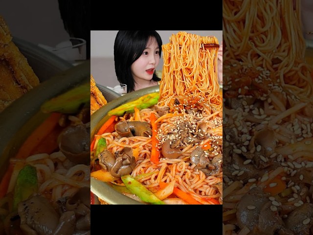 호프집 감성 한스푼🍺 옛날통닭 새콤매콤 골뱅이무침에 맥주까지 치맥 꿀조합 먹방 chicken & beer Spicy Sea Snails Salad mukbang