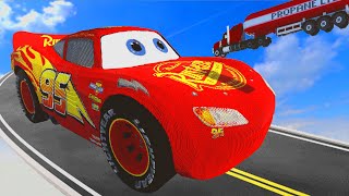 Cars vs Giant Lightning McQueen | Teardown
