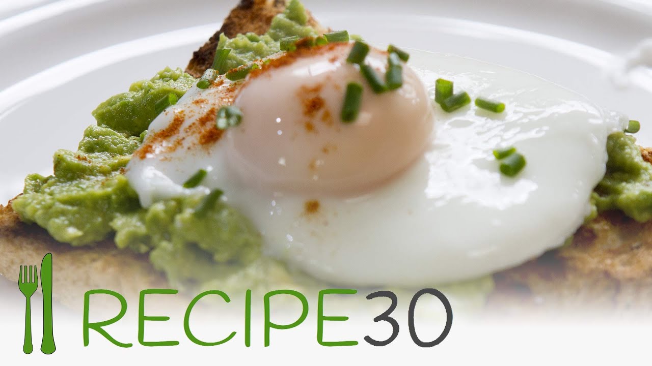 Easy poached eggs on avocado crush recipe | Recipe30