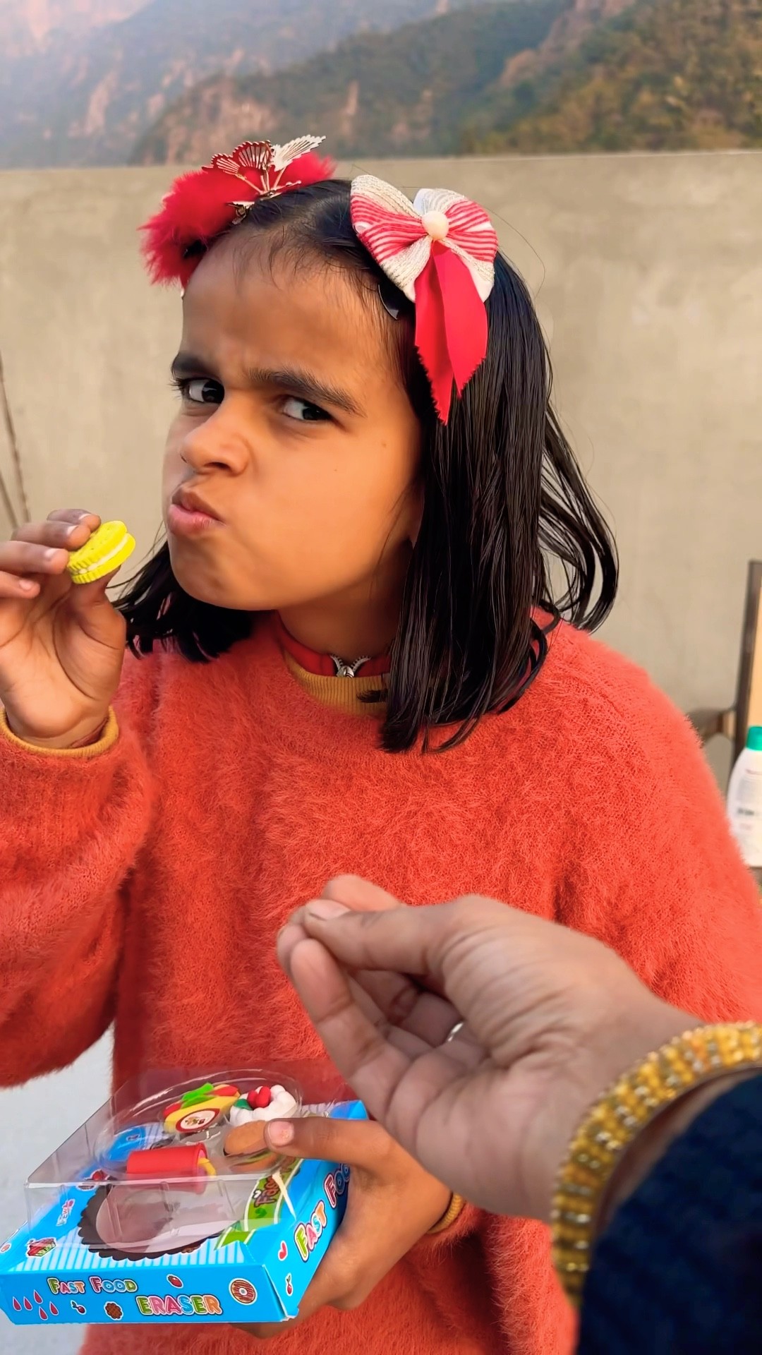 Vivaan is so kind ? #seemavinaylamba #seevila
