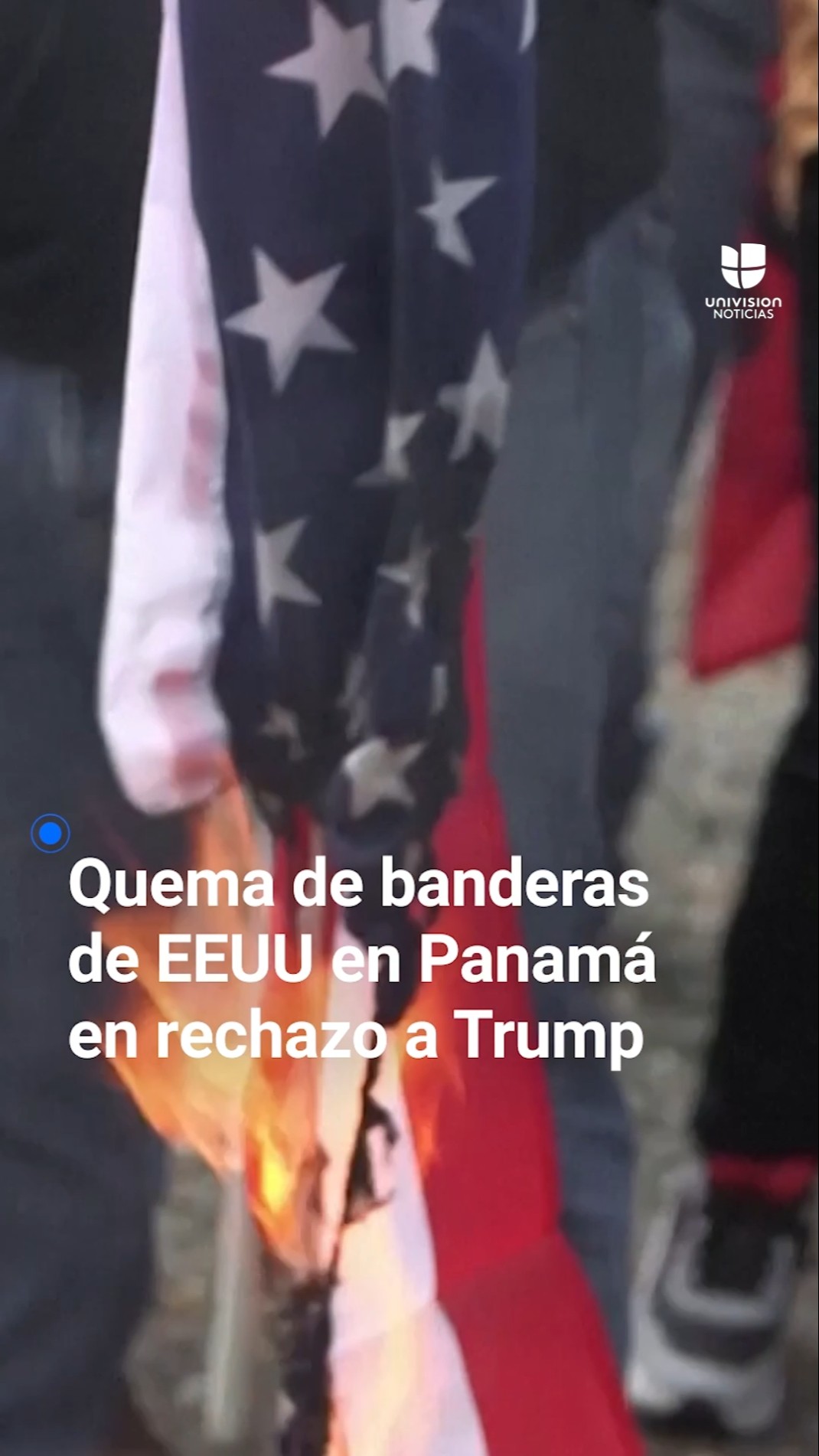 Queman banderas de EEUU en Panamá en rechazo a las palabras de Trump sobre el control del Canal.