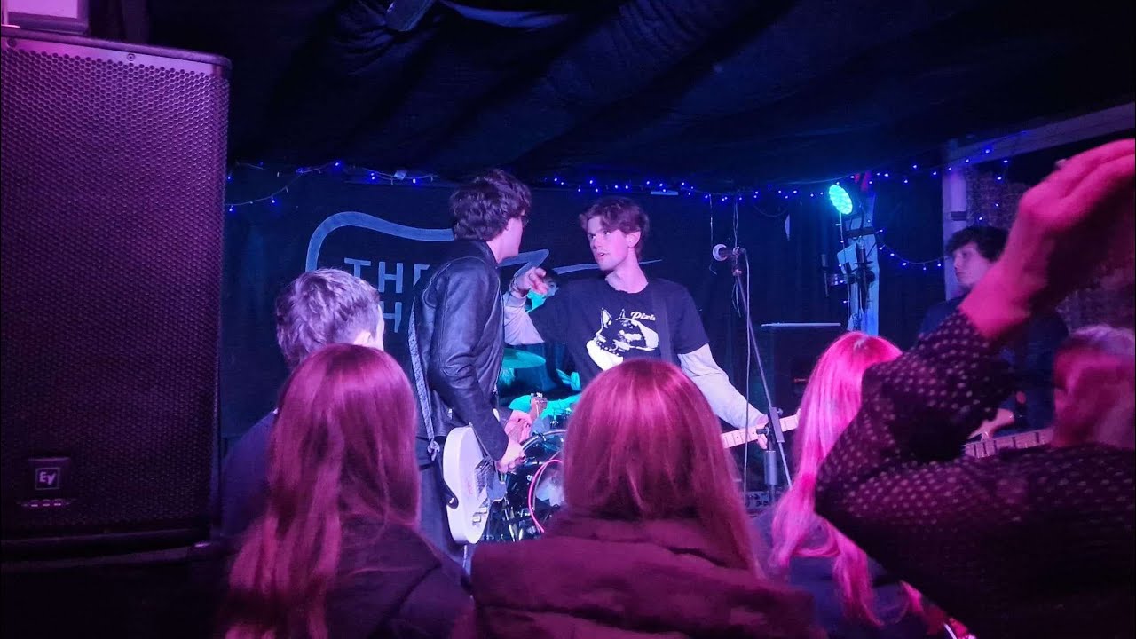 “Mr Romantic” live at the Thunderbolt