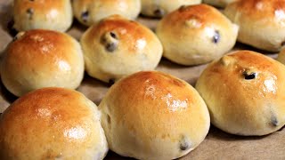 How To Make Soft Raisin Buns