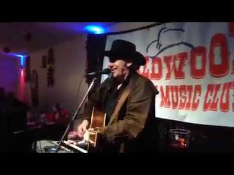 Guarda Joe Moore ~ On The Road Again {LIVE} su YouTube