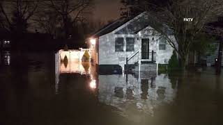 SADDLE BROOK RIVER BREACHES BANKS, FLOODS BUILDINGS - LODI, NJ