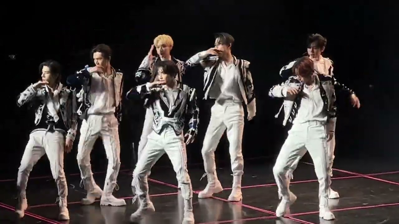 [FANCAM] ENHYPEN (엔하이픈) FATE+ TOUR in NEW YORK | BELMONT PARK - Intro + Drunk-Dazed + Blockbuster