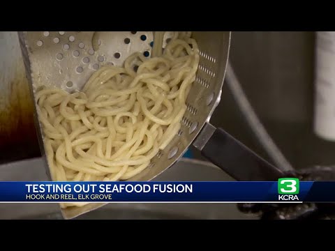 2:53 2:53 Now playing, Farm-to-Fork Friday: How to make garlic noodles like Hook and Reel