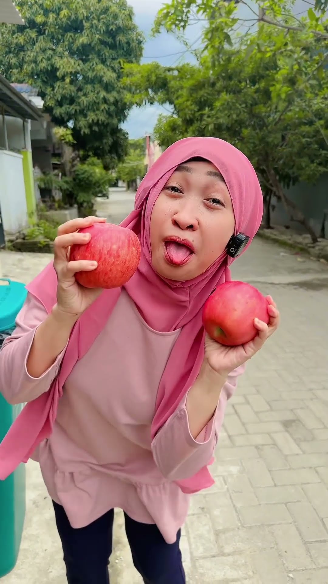 STRAWBERRY MANGGA APEL SORRY GA LEVEL ? #shorts