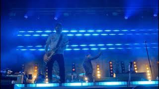 Shed Seven - Ocean Pie (Liquid Gold version) - York Museum Gardens 19.07.24