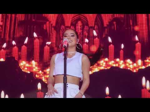 Becky G - Peleas/Subiendo Version Acústica En Vivo