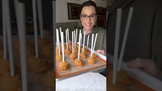 Famous Pumpkin pie bites and cake pops! Great thanksgiving dessert idea. Wealth