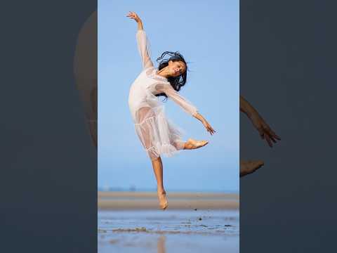 Beautiful ballerina Kaylin at our beach session 🩰💃👑