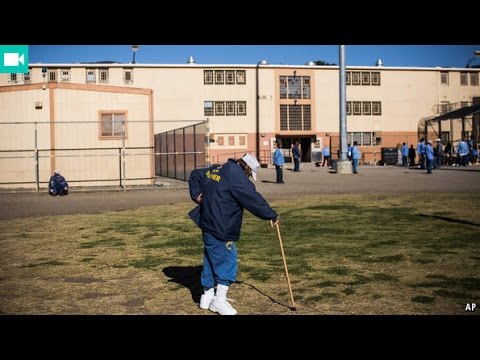 California deals with dementia among aging inmates