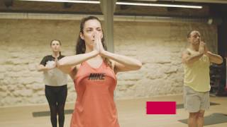 Le Yoga Aux Cercles De La Forme