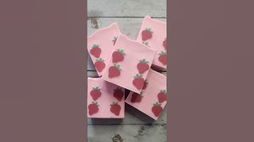 🍓 Strawberry Fields Soap 🍓 #coldprocesssoap #soapmaking #soapcutting #fyp #strawberries #handmade