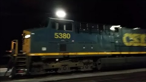 [CSXT]5380 GE ES40DC,7910 GE CW40-8 Ex-LMSX,2044 EMD GP38-3 Leads Q471-17 With Hornsalutes Fay NC