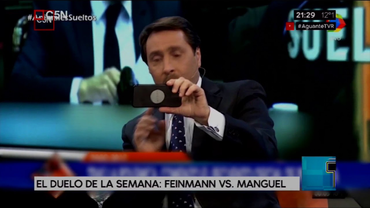 El duelo de la semana: Feinmann vs. Manguel