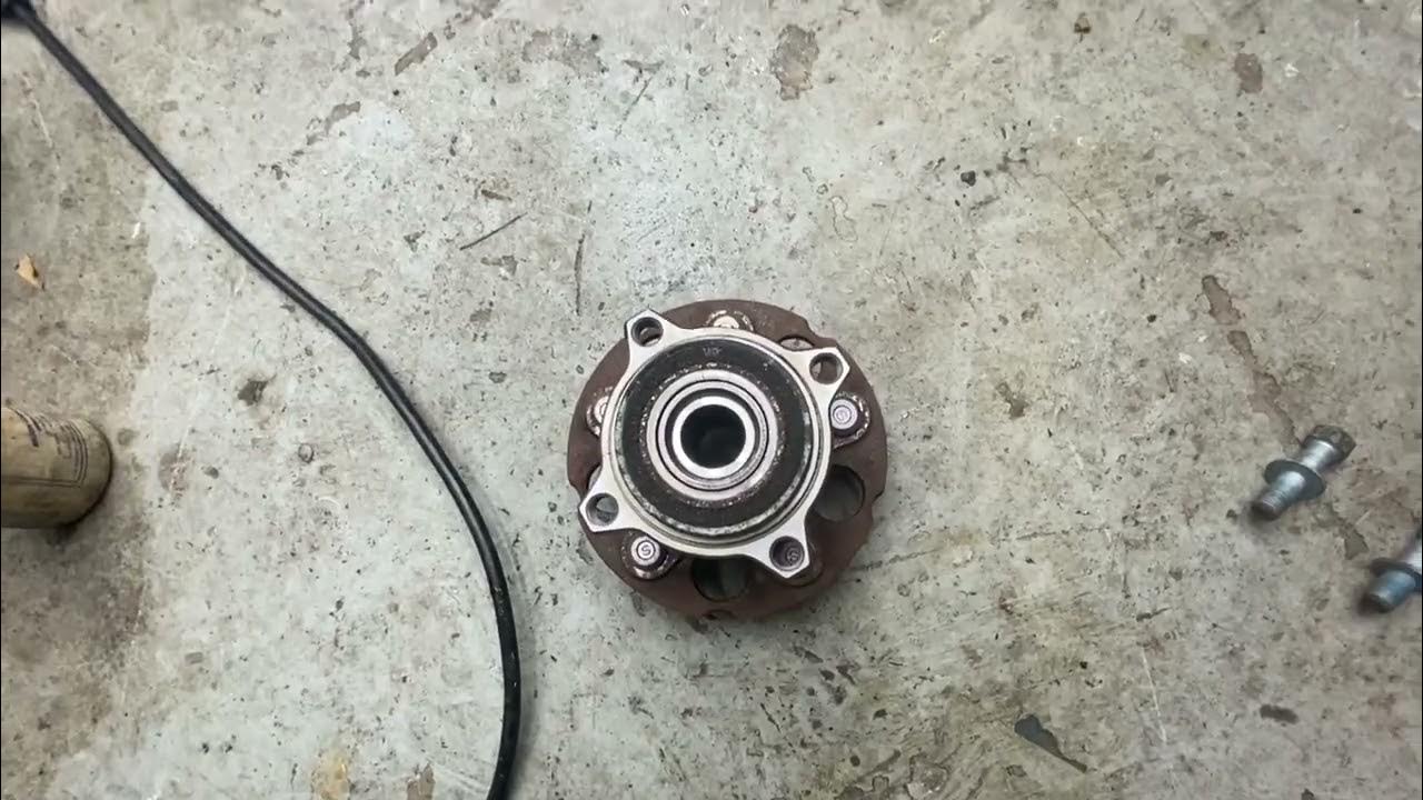 2012-2016 Honda CRV 4wd rear wheel bearing the EASY way - YouTube