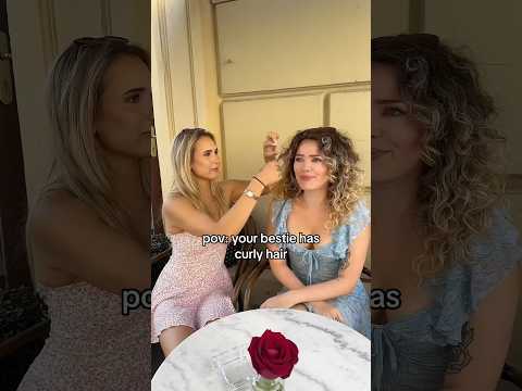 Benefits of having a curly bestie 🤭 tag yours 💗 #curlyhair #friendship