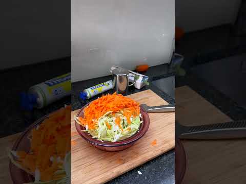 FULL DAY OF EATING in Switzerland! 💖 #fulldayofeating #wieiad #yoga #intuitiveeating #vegan