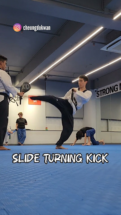 Taekwondo Kicks #cheungdokwan #hongkongtaekwondo