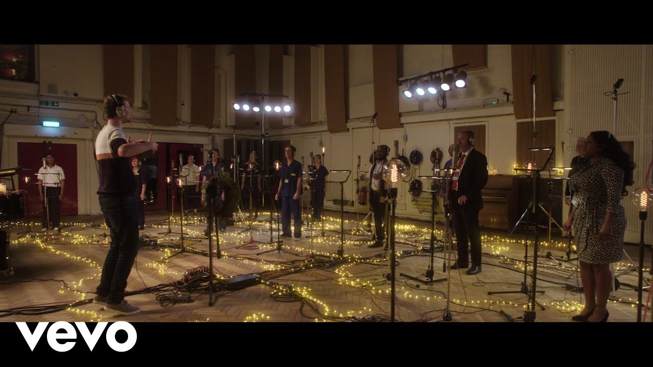 Justin Bieber, The Lewisham And Greenwich NHS Choir - Holy ft. Chance The Rapper