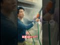軽トラの内装を扉外して洗車するおばあちゃん#ai