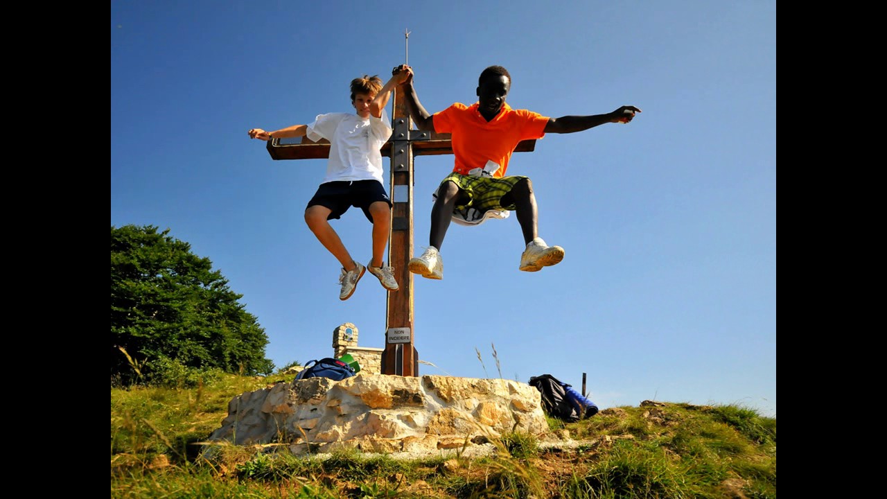 L'amministrazione comunale augura una buona e santa pasqua a tutta la Buona Pasqua Anno A - YouTube