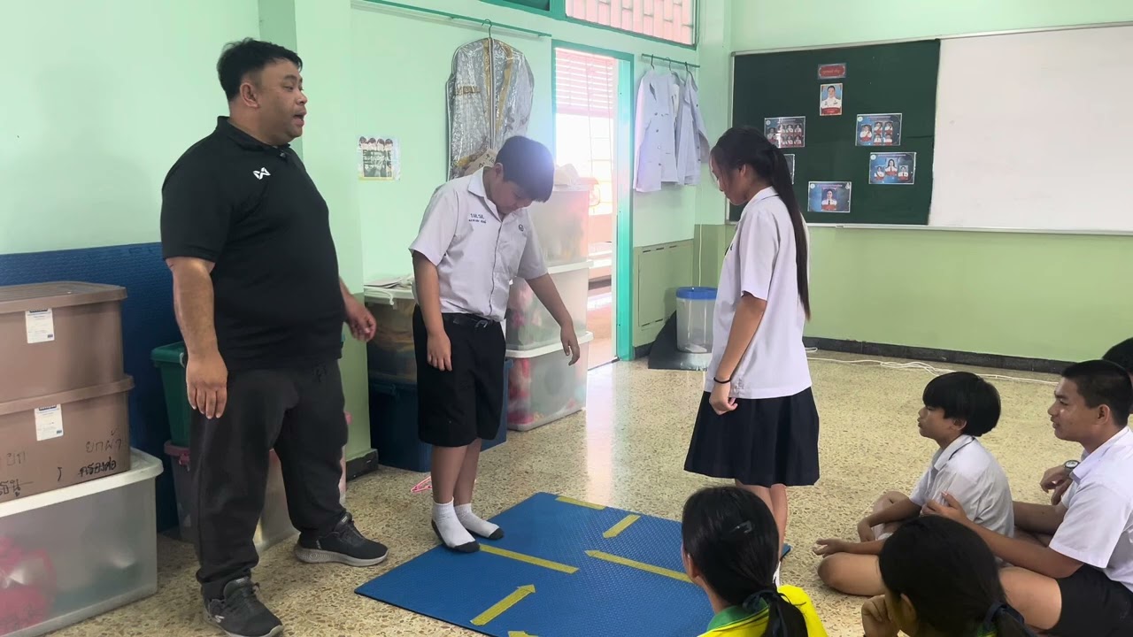 กลุ่มสาระการเรียนรู้ศิลปะ_เส้นทางเดินวนเลข8