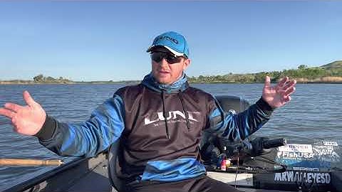 Trolling or Bottom Bouncing for Summer Walleyes Based on Location