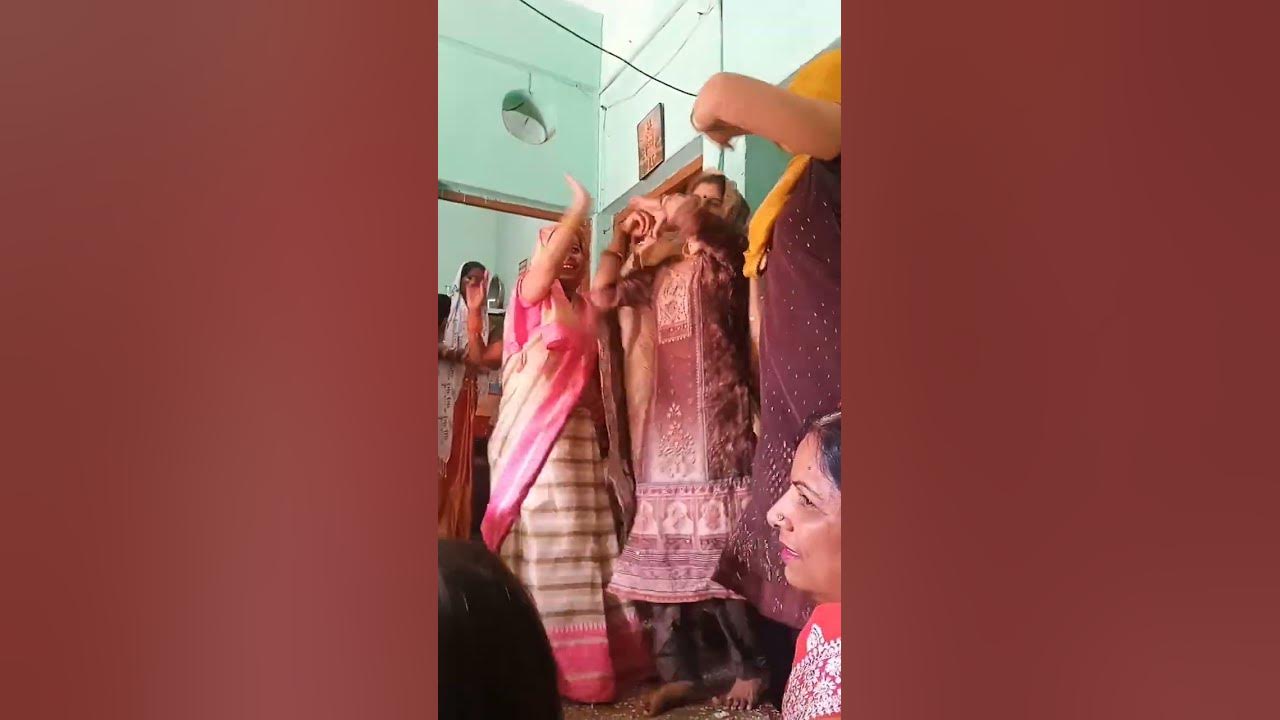 aisi holi tohe khilau