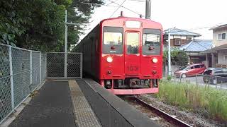筑肥線普通列車(西唐津行き、103系1500番台)・虹ノ松原駅に到着