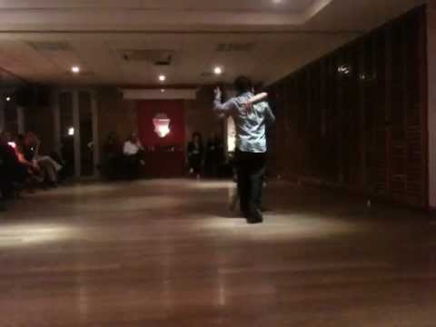 Celine Giordano y Alexis Quezada. Milonga Le Petit Patio. Marsella