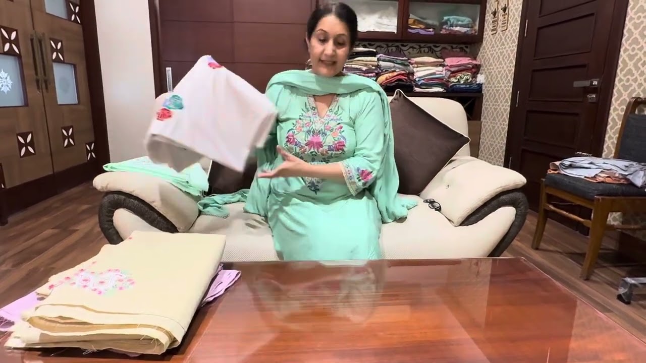  ਕਢਾਈ ਵਾਲ਼ੇ ਬਹੁਤ ਹੀ ਸੋਹਣੇ ਸੂਟ 9888700036