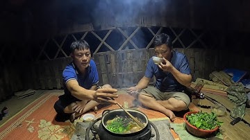 #875. Maak een fornuis en kook een kippenstoofpot met wilde groenten, avontuur in het bos