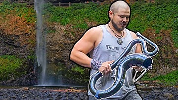 The CRAZY Low Frequencies of the Didgeridoo