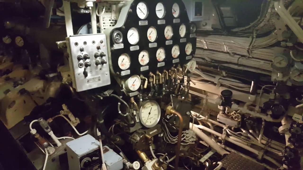 U-Boot h.m.s. otus in Sassnitz - YouTube