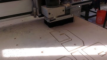 Castlemont cnc bookshelf project 1