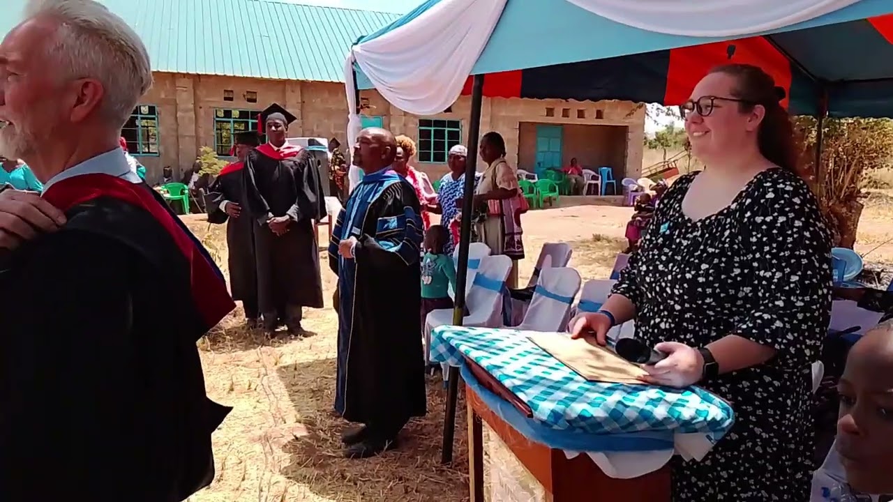 USAMBAZAJI WA BARUA ZA KIUCHUNGAJI PALE KIUNDUANI KIBWEZI.   COGRATS MEN GOD