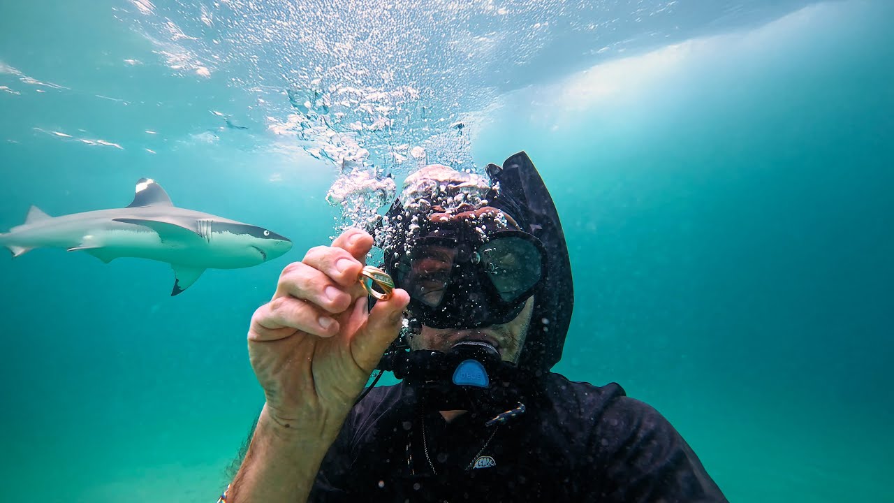 Found a DIAMOND Ring, Catching & Cook in paradise Ep. 13