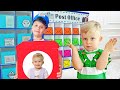 Oliver, Diana and Roma А Funny Story About Parcel Delivery