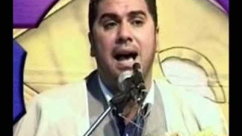 قارئ العالم الاول  الشيخ أنور الشحات محمد انور  ==مقطع روعه  ==علاءرفعت