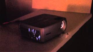 IN2102EP projector video test - YouTube