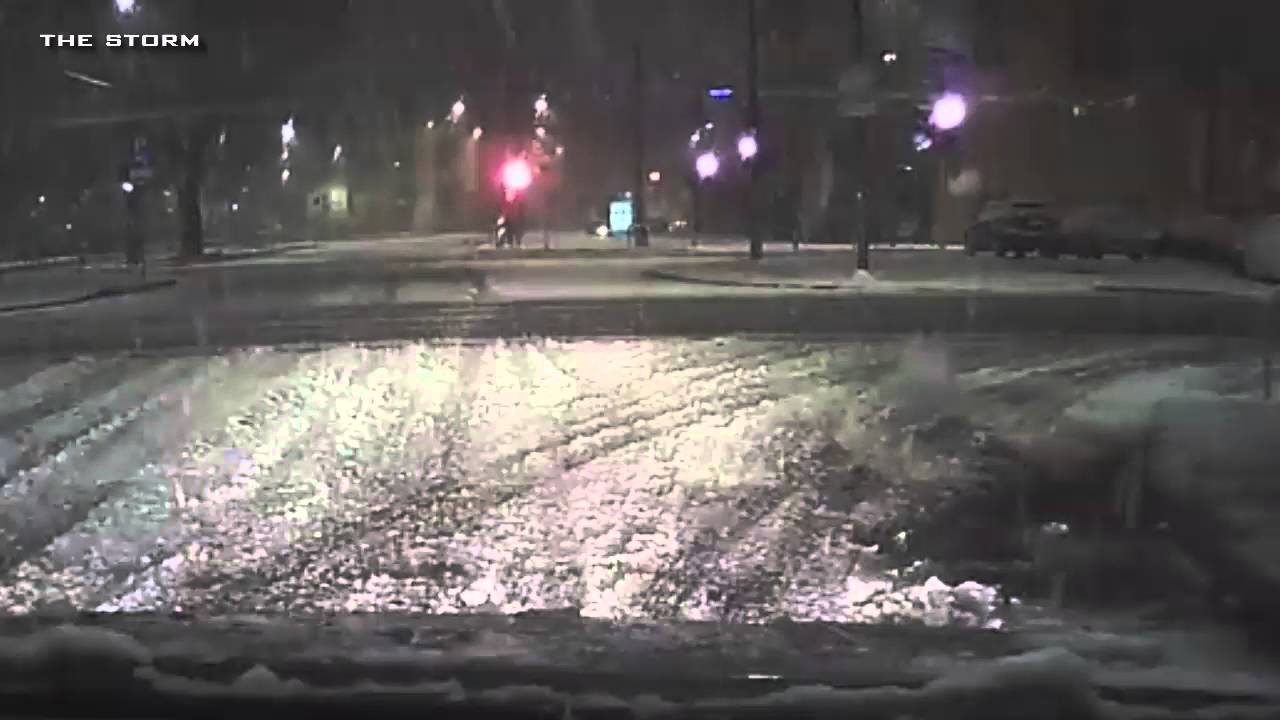 Forte nevica su Milano snow in noth Italy 2/01/2016 YouTube