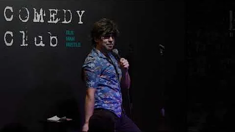 Robbie Goodwin as Robin Williams (Stand Up Impress...