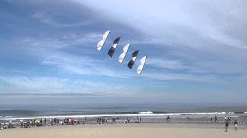 Revolution 5 Stack Kite Flyer - Connor Doran