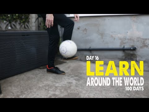 Video: Dalam sepak bola apa itu touchback?